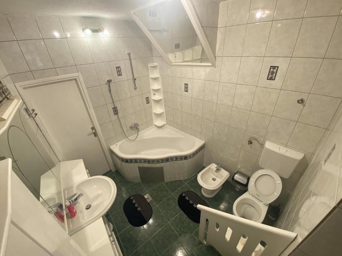 Apartment Mimo ซาราเยโว ภายนอก รูปภาพ